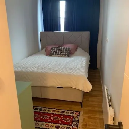 Apartment Lovely 3-bedroom Apartment-bjelasnica