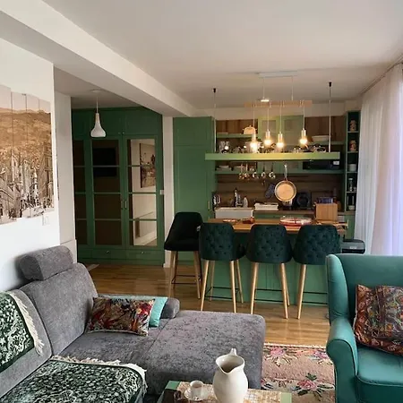 Lovely 3-bedroom Apartment-bjelasnica Apartment *